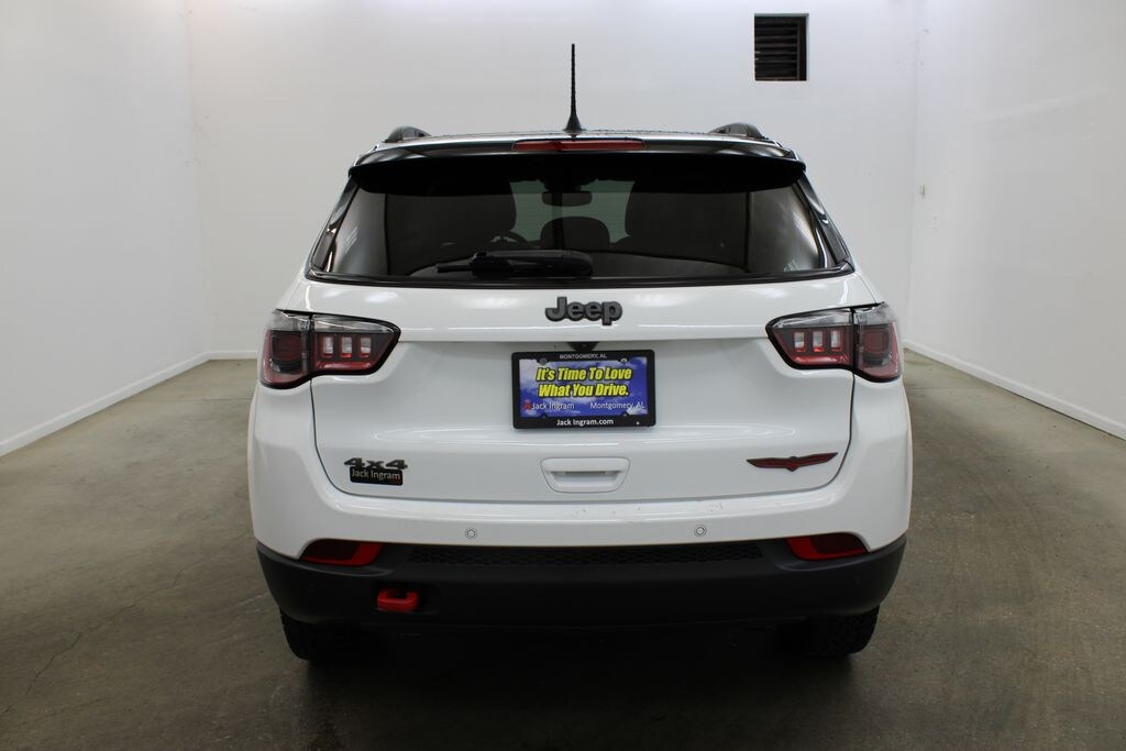 Used 2025 Jeep Compass Trailhawk SUV