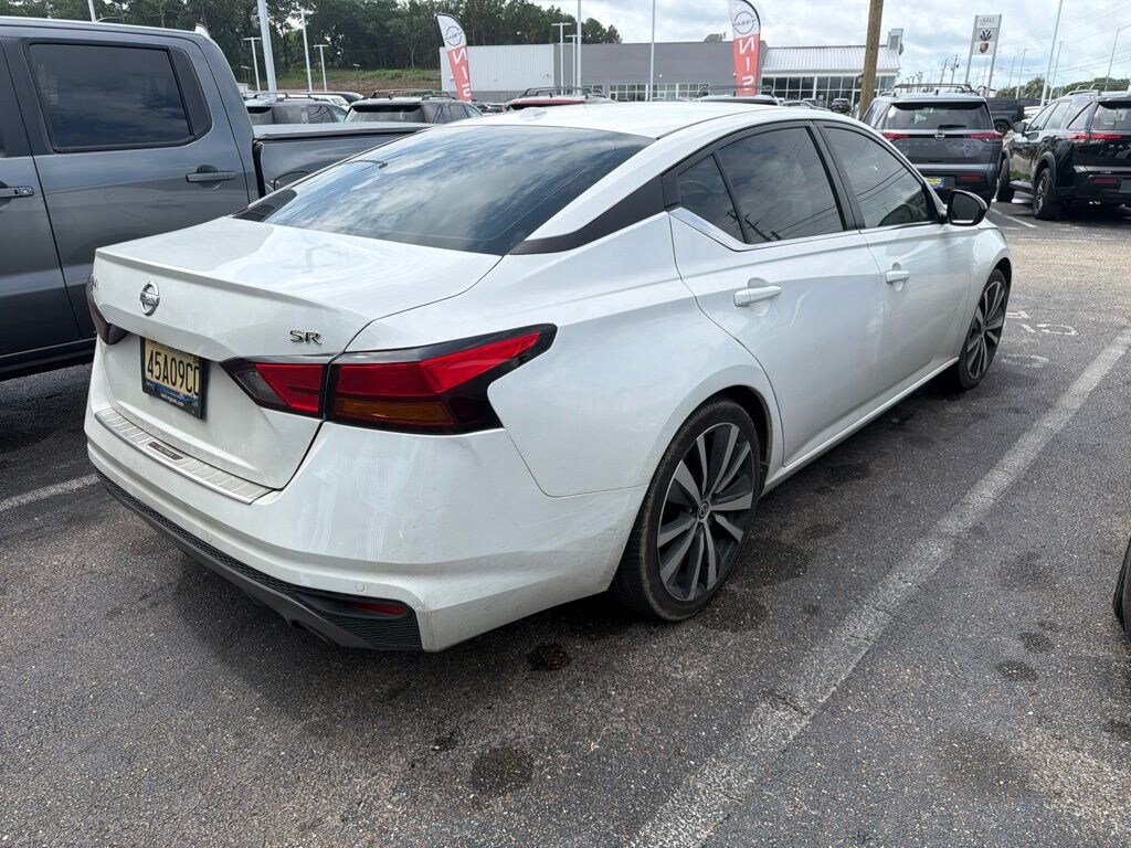 Used 2022 Nissan Altima 2.5 SR Sedan