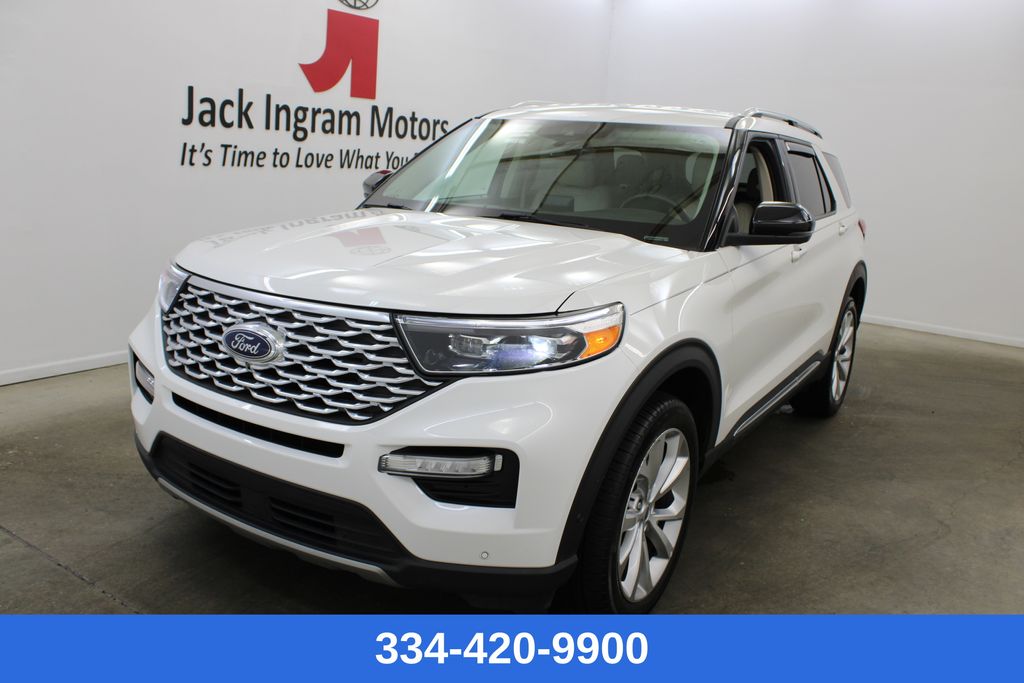2022 Ford Explorer Platinum 4WD's photo