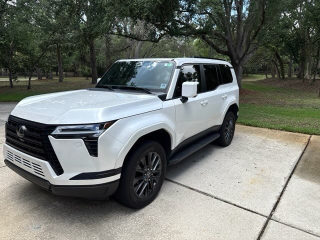 2024 Lexus GX 460 550 Premium's photo
