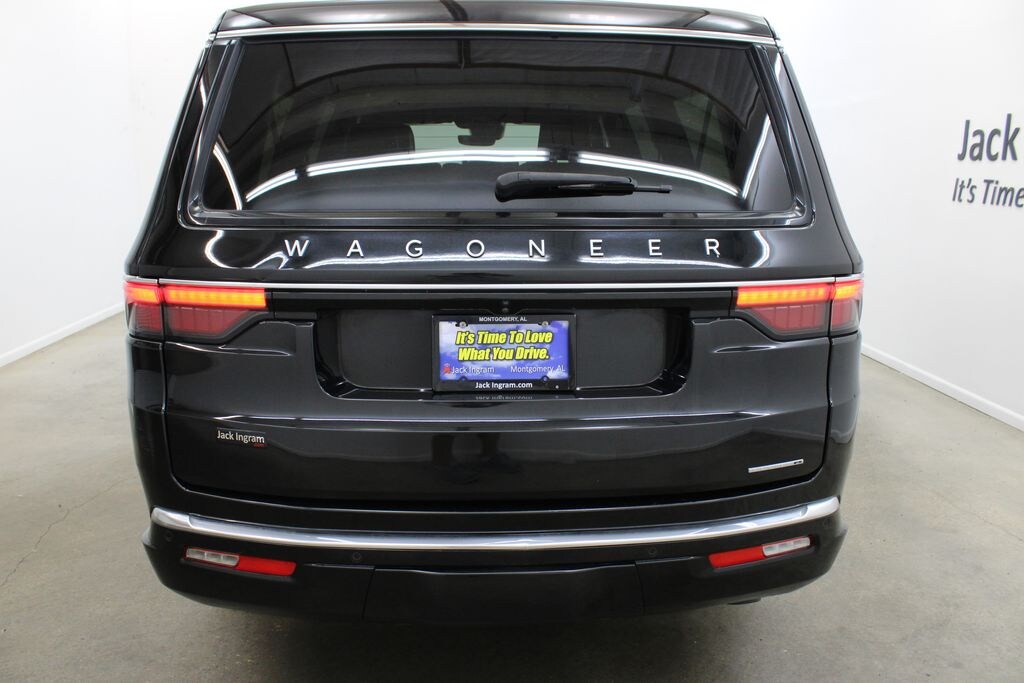 Used 2024 Jeep Wagoneer L Series II SUV