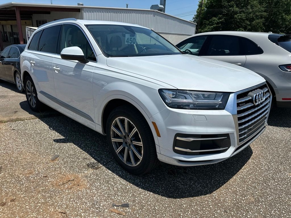 Used 2019 Audi Q7 45 SE Premium SUV