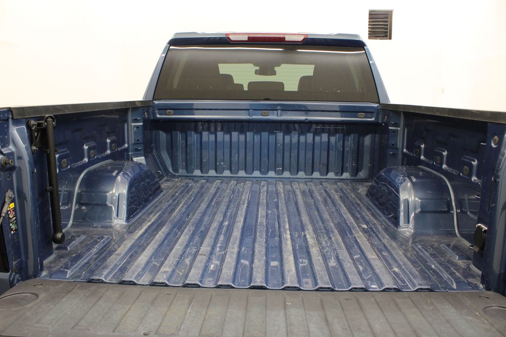 2024 GMC Sierra 1500 SLT - Photo 29