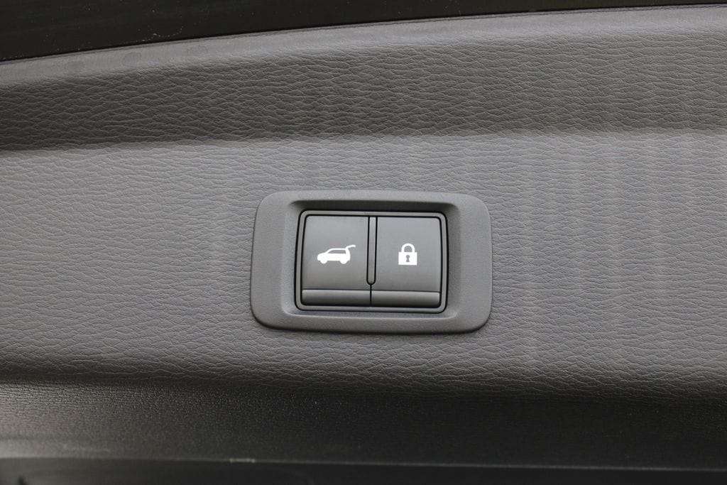 2024 Mitsubishi Outlander Plug-in Hybrid SE - Photo 29