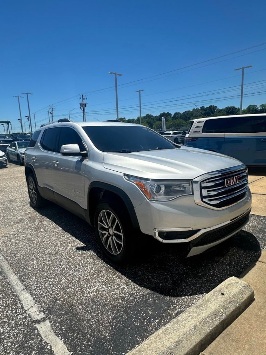 Used 2019 GMC Acadia SLE-2 SUV