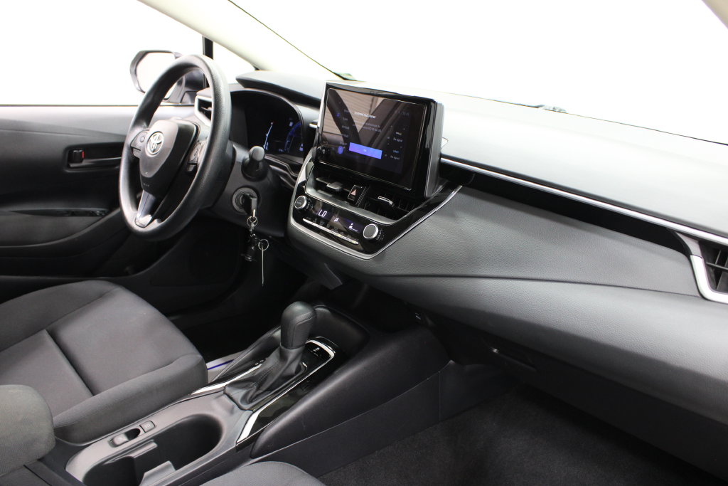 2026 Toyota Corolla LE - Photo 22