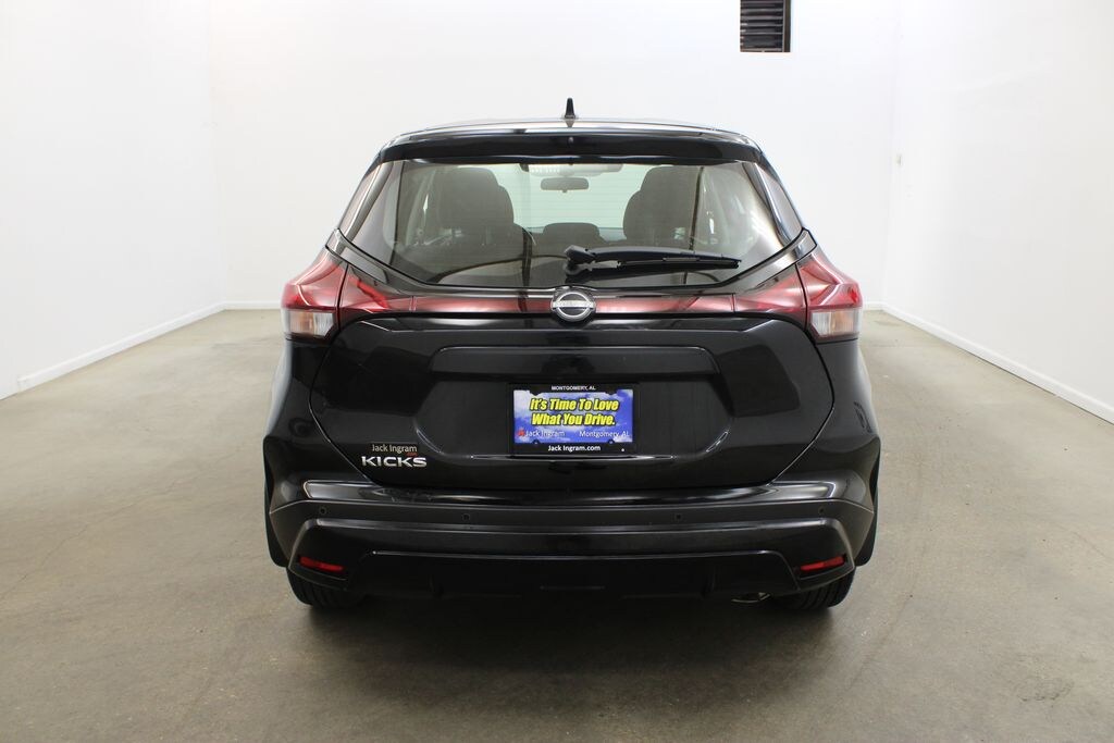 Used 2022 Nissan Kicks S SUV