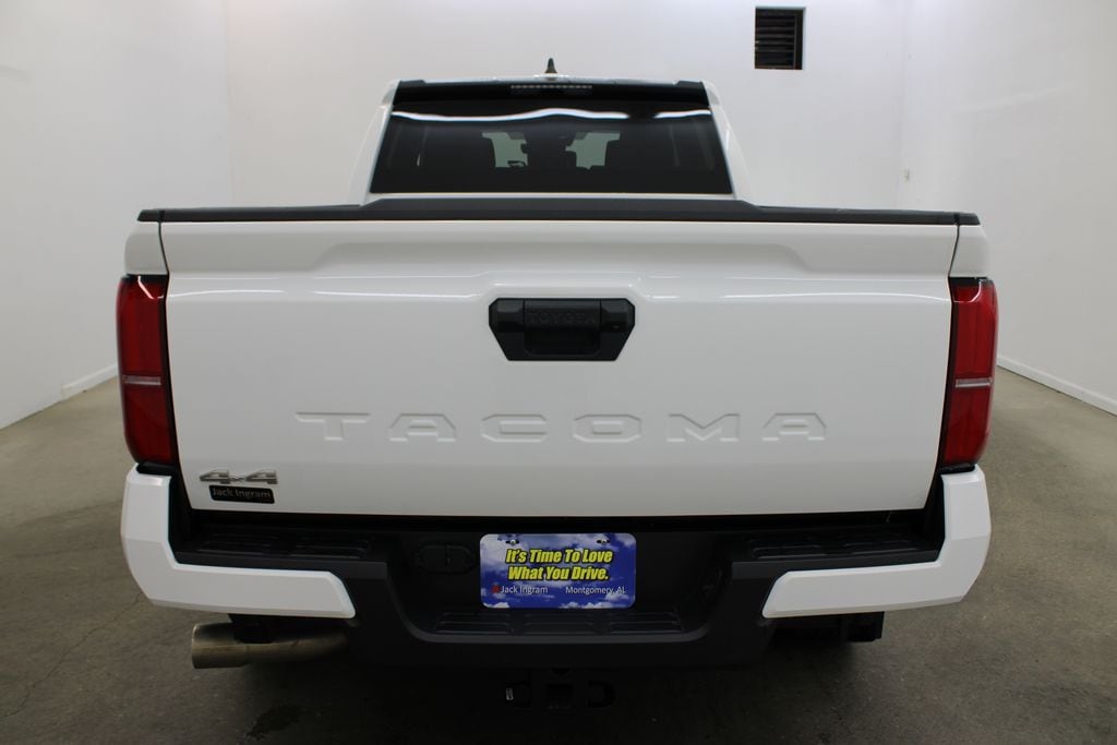 Used 2025 Toyota Tacoma SR5 Truck Double Cab