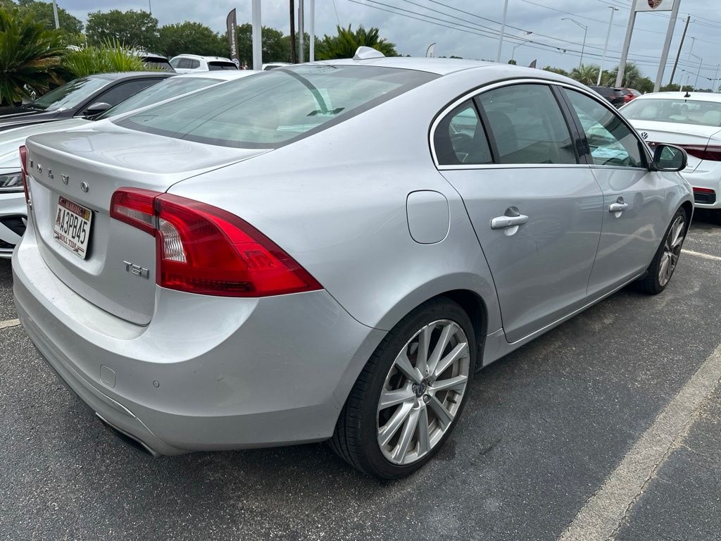 Used 2018 Volvo S60 T5 Inscription FWD Platinum Sedan