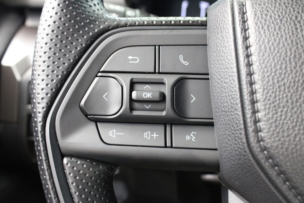 2026 Toyota Tacoma SR5 - Photo 24