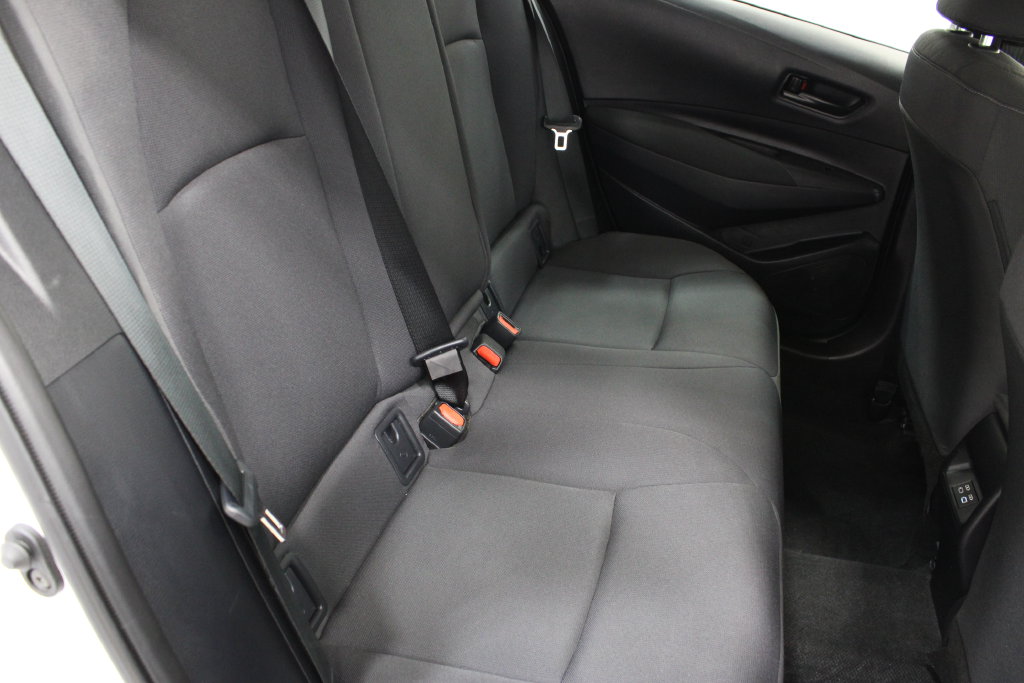 2026 Toyota Corolla LE - Photo 17