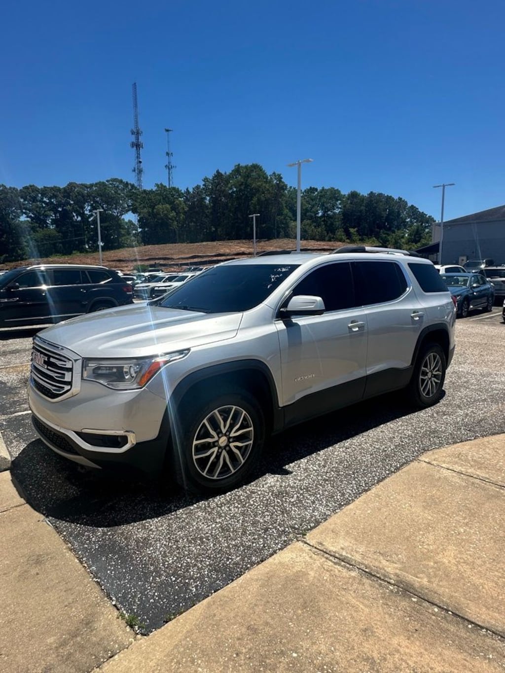 Used 2019 GMC Acadia SLE-2 SUV