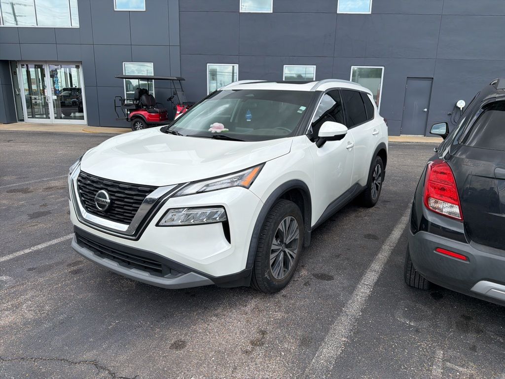 2021 Nissan Rogue SV FWD's photo