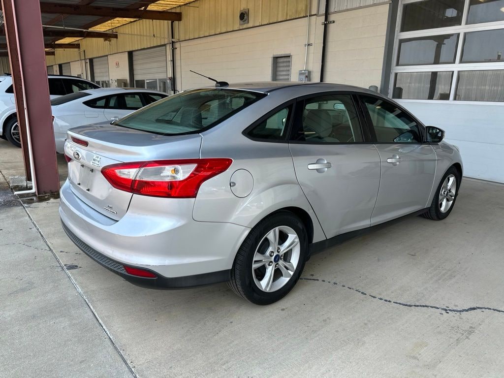 Used 2014 Ford Focus SE Sedan