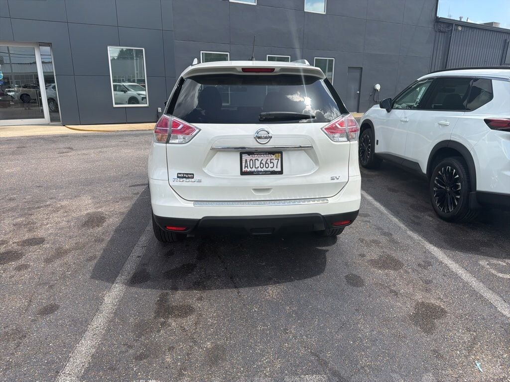 Used 2016 Nissan Rogue SV SUV
