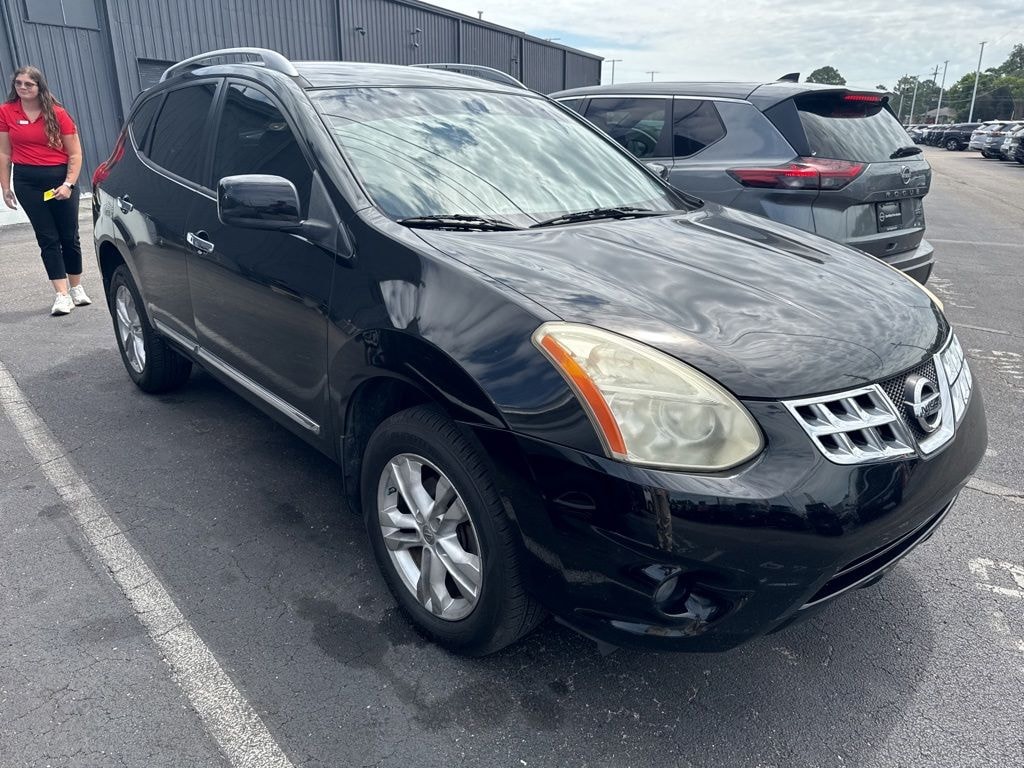 Used 2013 Nissan Rogue SV SUV