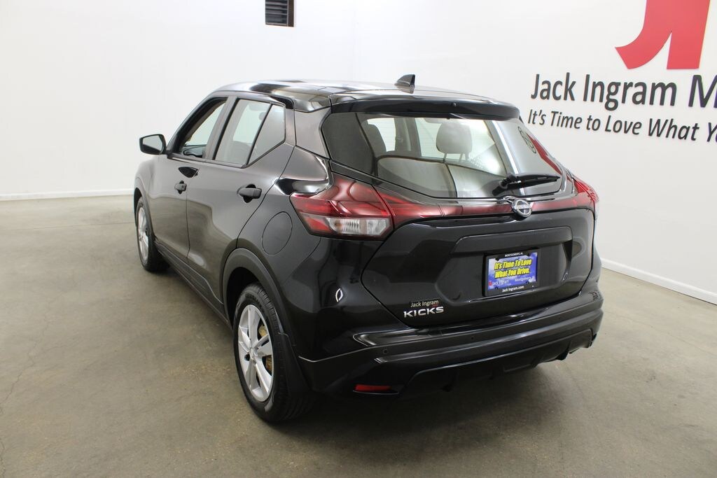 Used 2022 Nissan Kicks S SUV