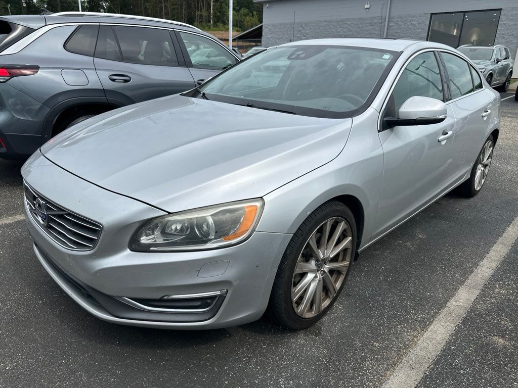 Used 2018 Volvo S60 T5 Inscription FWD Platinum Sedan