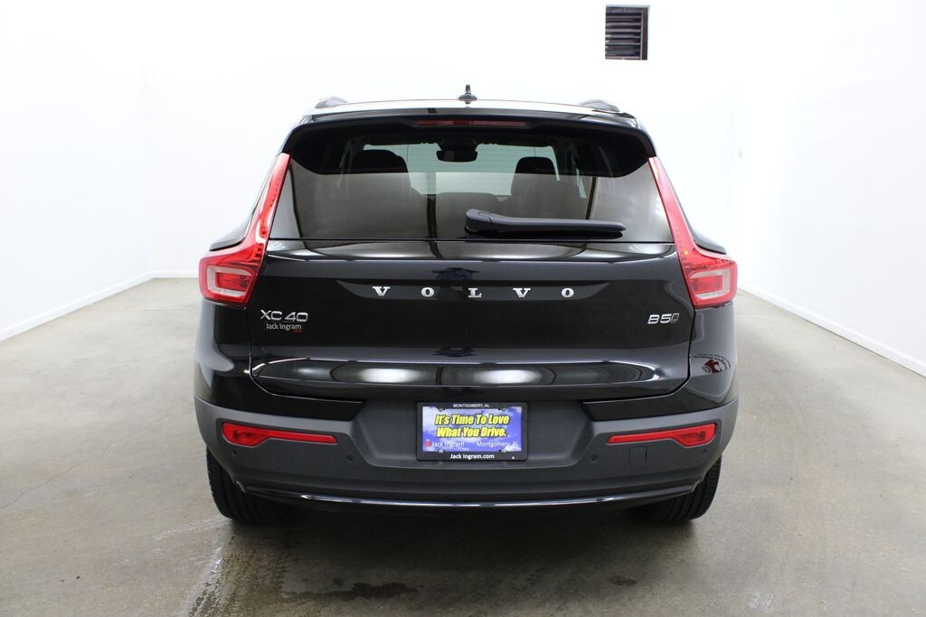 Used 2026 Volvo XC40 B5 Plus SUV
