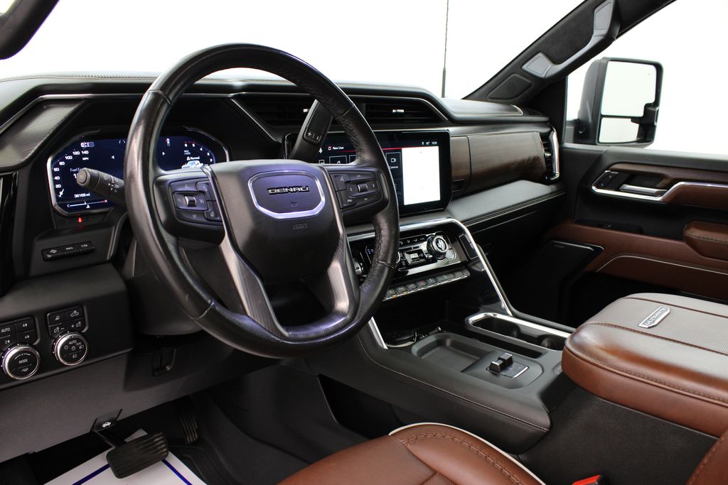 2024 GMC Sierra 2500HD Denali Ultimate - Photo 17
