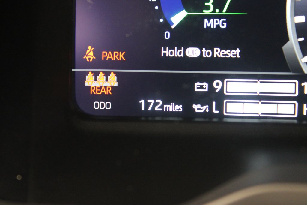 2026 Toyota Tundra Limited - Photo 11
