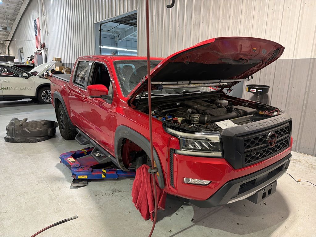 2022 Nissan Frontier PRO-4X Crew Cab 4X4's photo