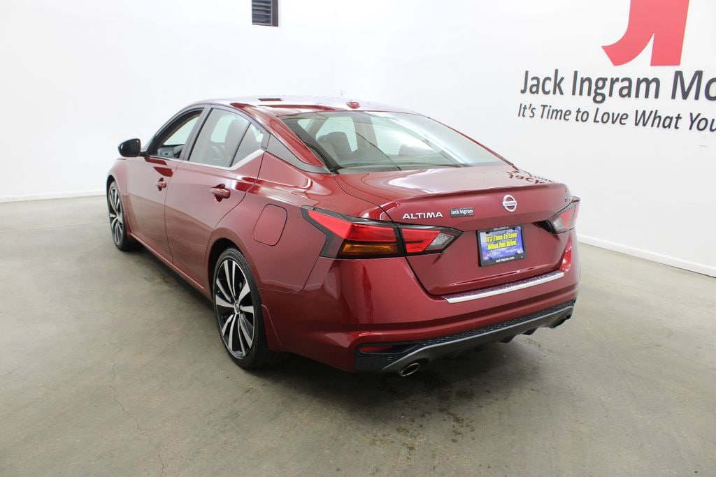 Used 2021 Nissan Altima 2.5 SR Sedan