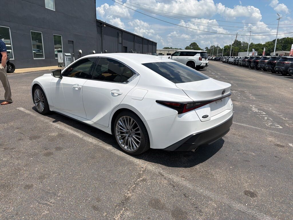 Used 2022 Lexus IS 300 Sedan