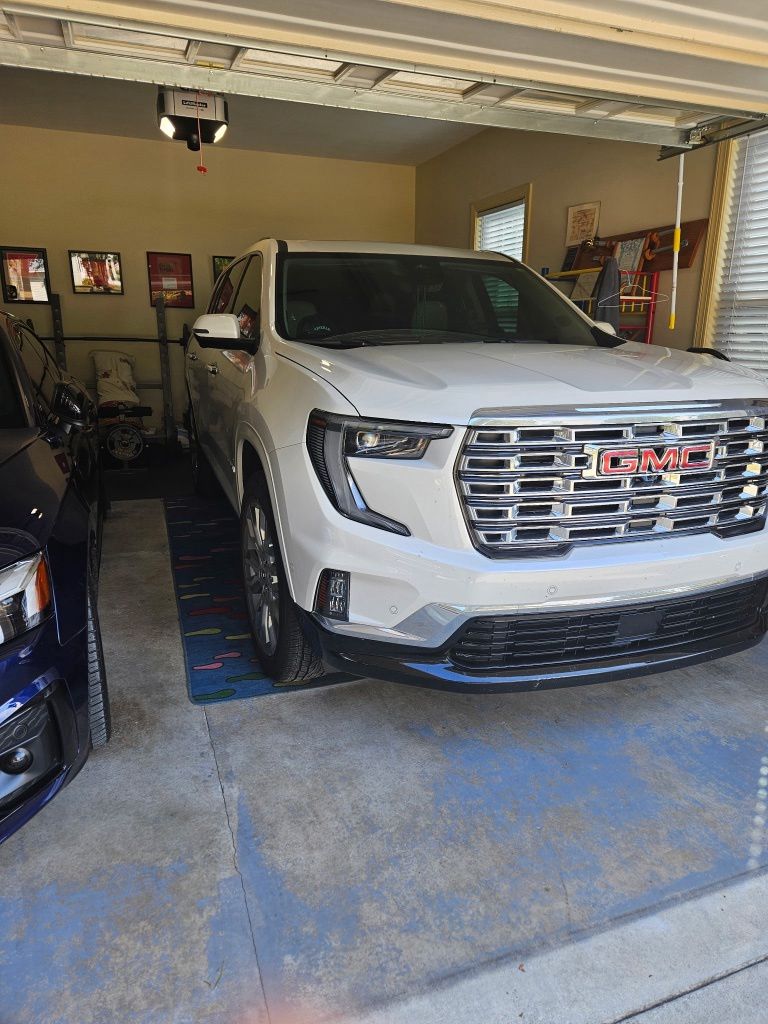 2024 GMC Acadia