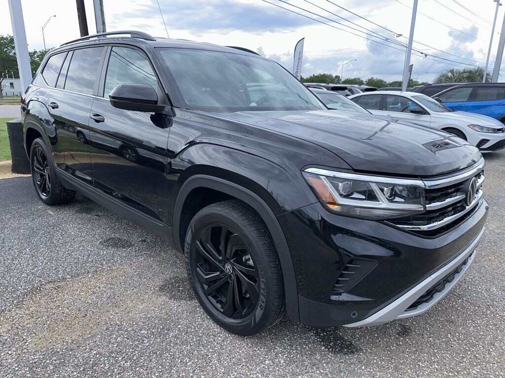 Certified 2023 Volkswagen Atlas 3.6L V6 SE w/Technology SUV
