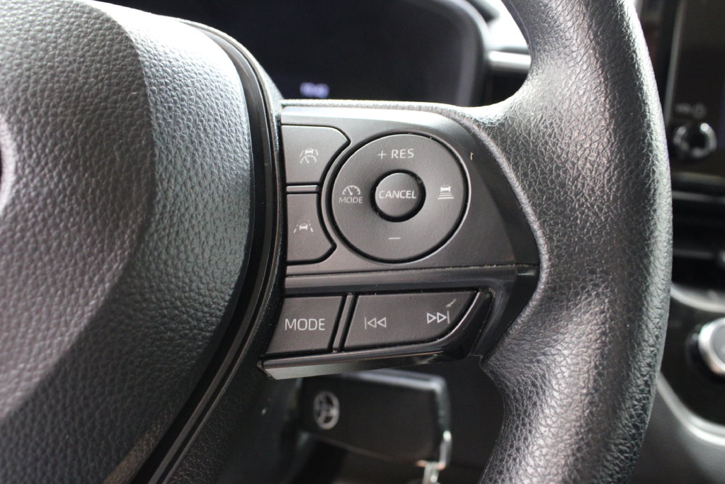 2026 Toyota Corolla LE - Photo 24