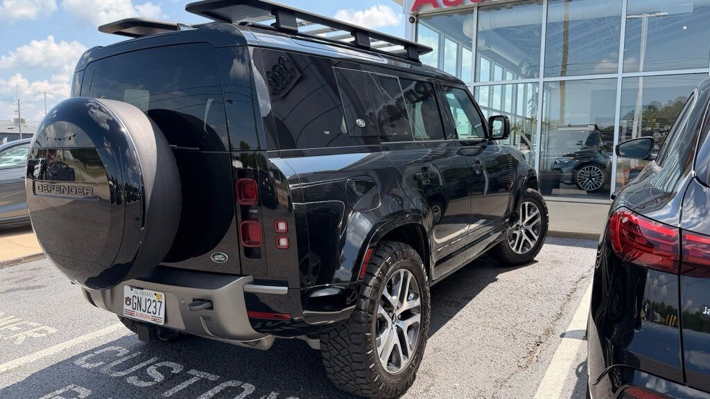 Used 2023 Land Rover Defender 110 X-Dynamic SE SUV