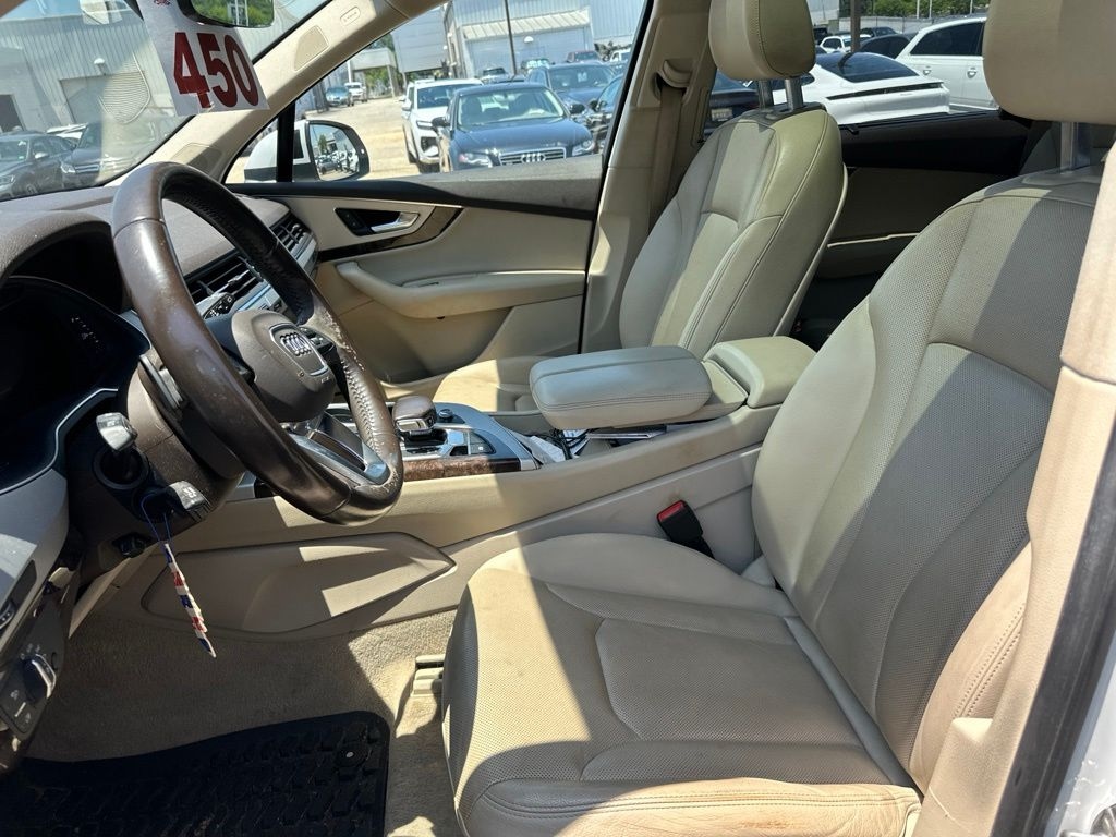 Used 2019 Audi Q7 45 SE Premium SUV
