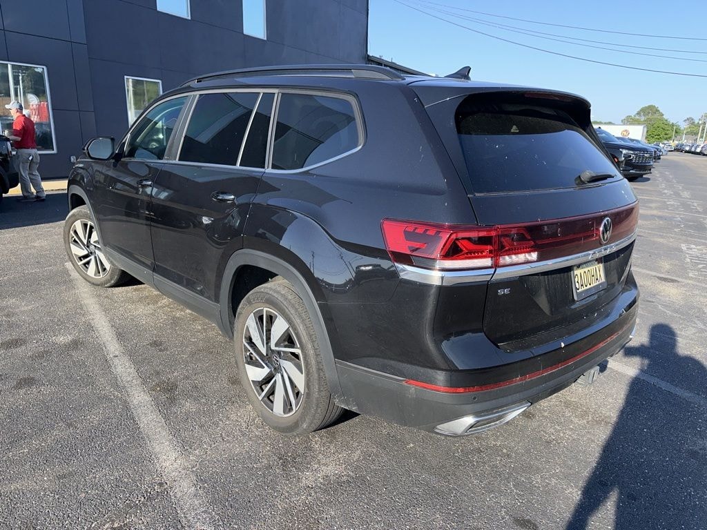 Certified 2024 Volkswagen Atlas 2.0T SE w/Technology SUV