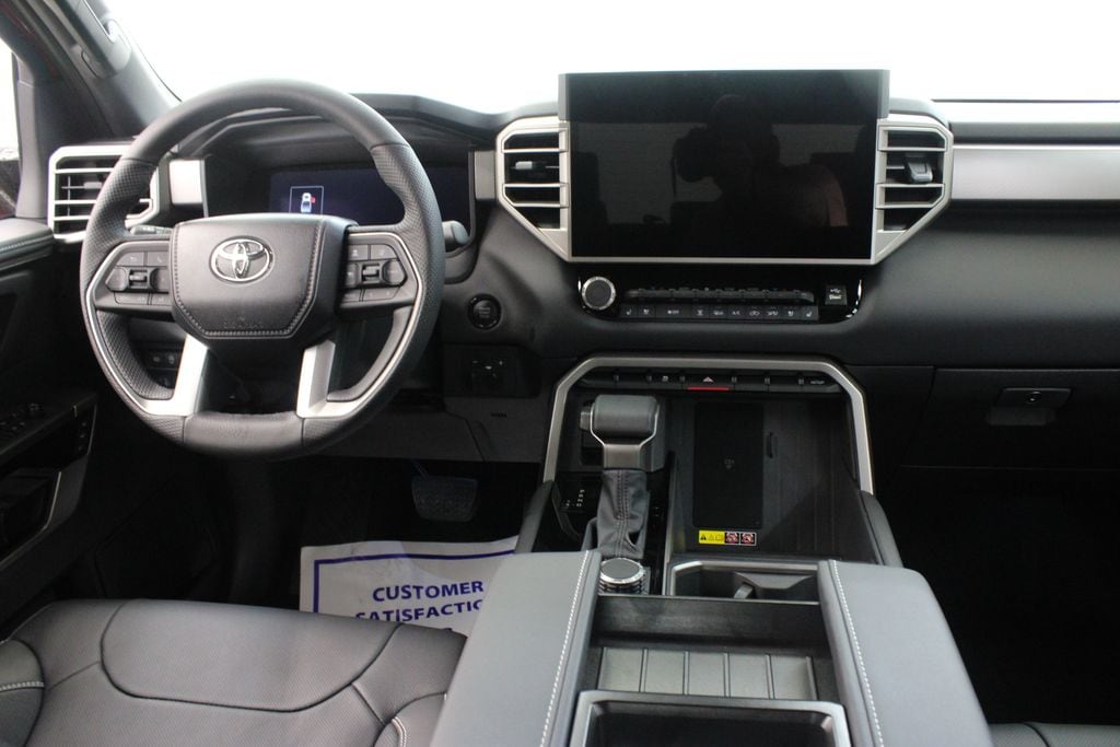 2026 Toyota Tundra Limited - Photo 9