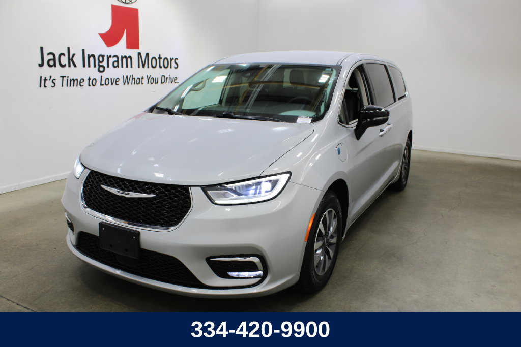 2024 Chrysler Pacifica