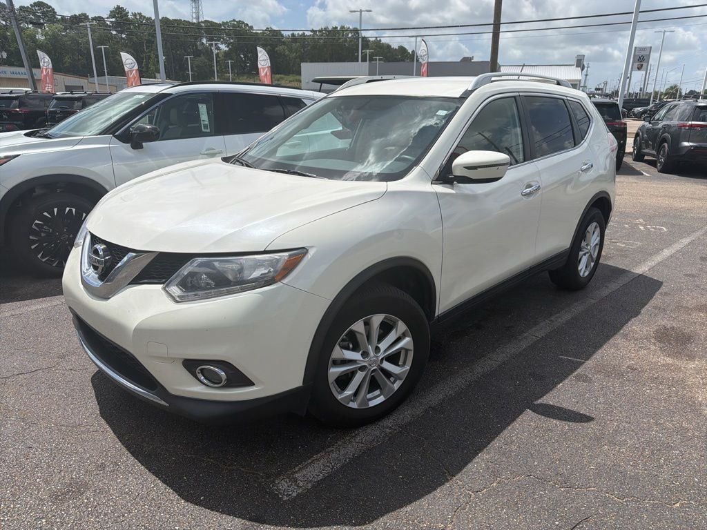 Used 2016 Nissan Rogue SV SUV