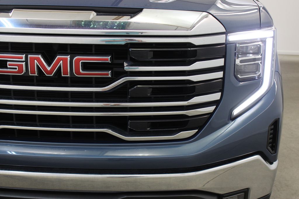 2024 GMC Sierra 1500 SLT - Photo 8