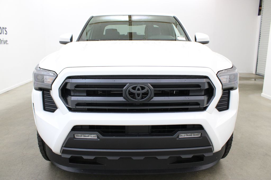 2026 Toyota Tacoma SR5 - Photo 7
