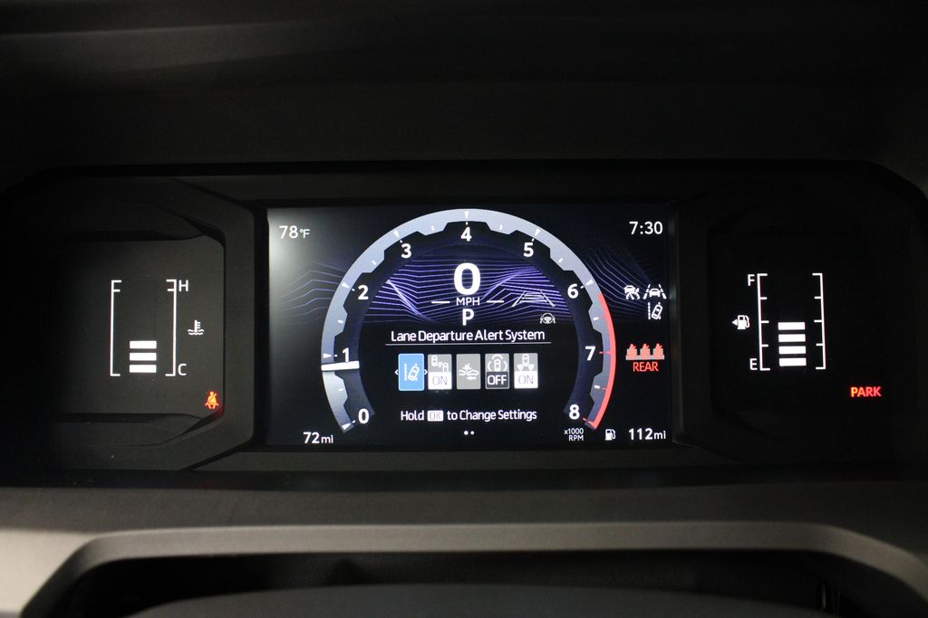 2026 Toyota Tacoma SR5 - Photo 10