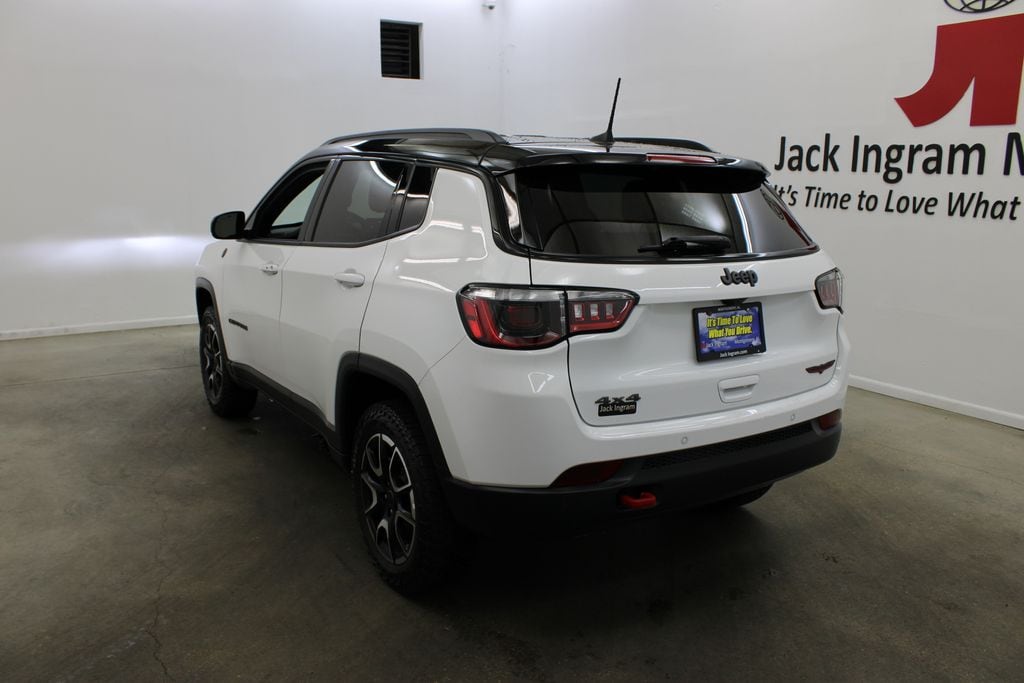 Used 2025 Jeep Compass Trailhawk SUV