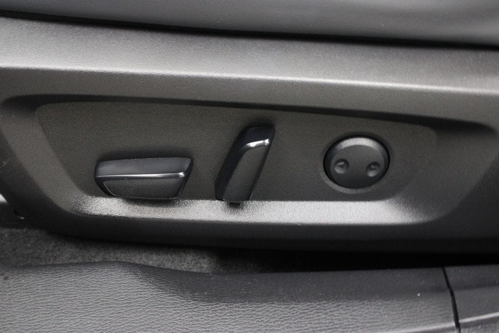 2024 Mitsubishi Outlander Plug-in Hybrid SE - Photo 18