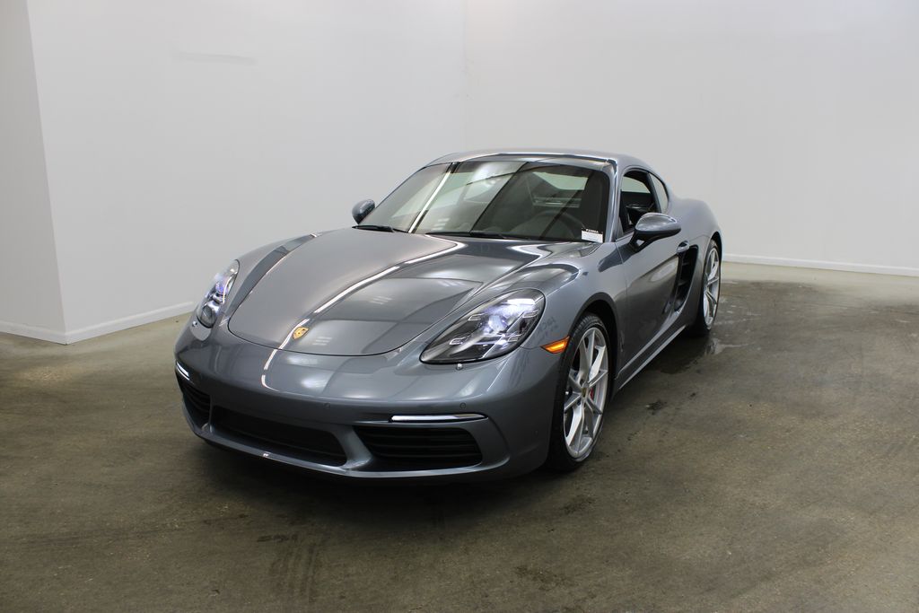2025 Porsche 718 Cayman S's photo