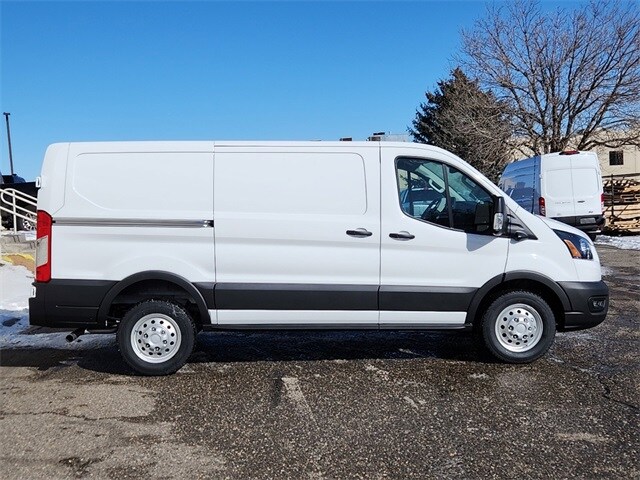 2024 Ford Transit photo 2