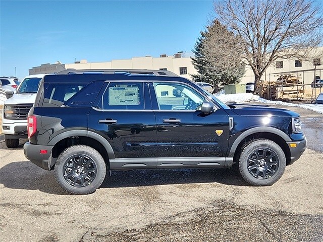 2025 Ford Bronco Sport Badlands photo 2