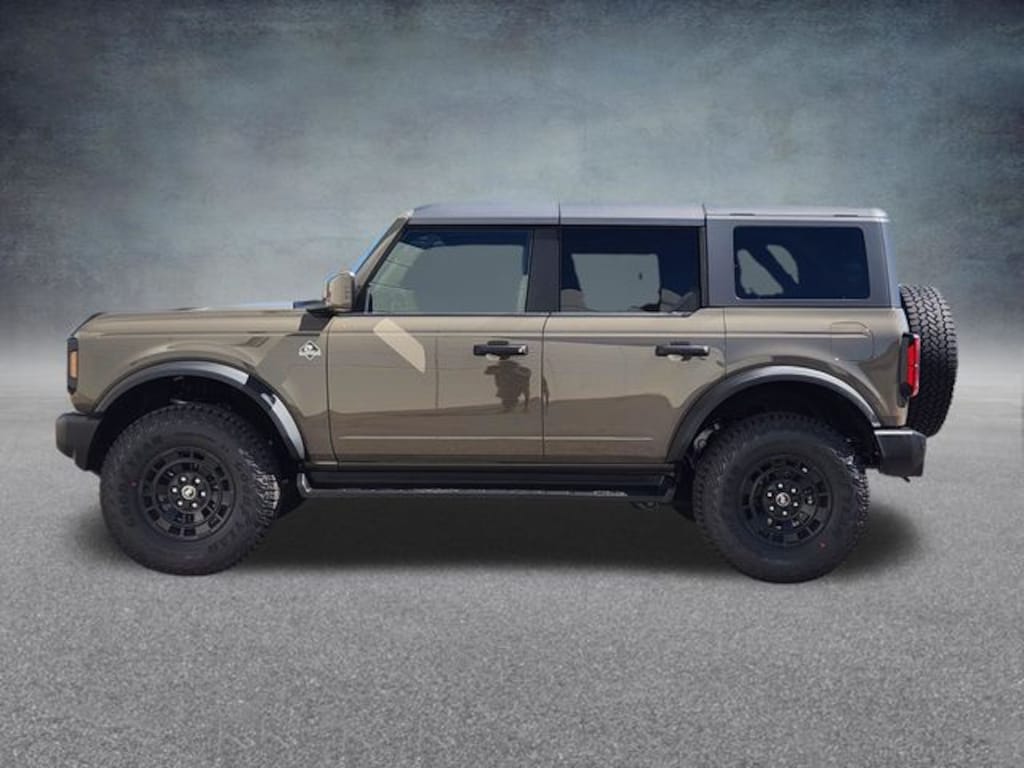 New 2026 Ford Bronco Outer Banks SUV
