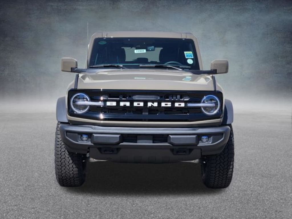New 2026 Ford Bronco Outer Banks SUV