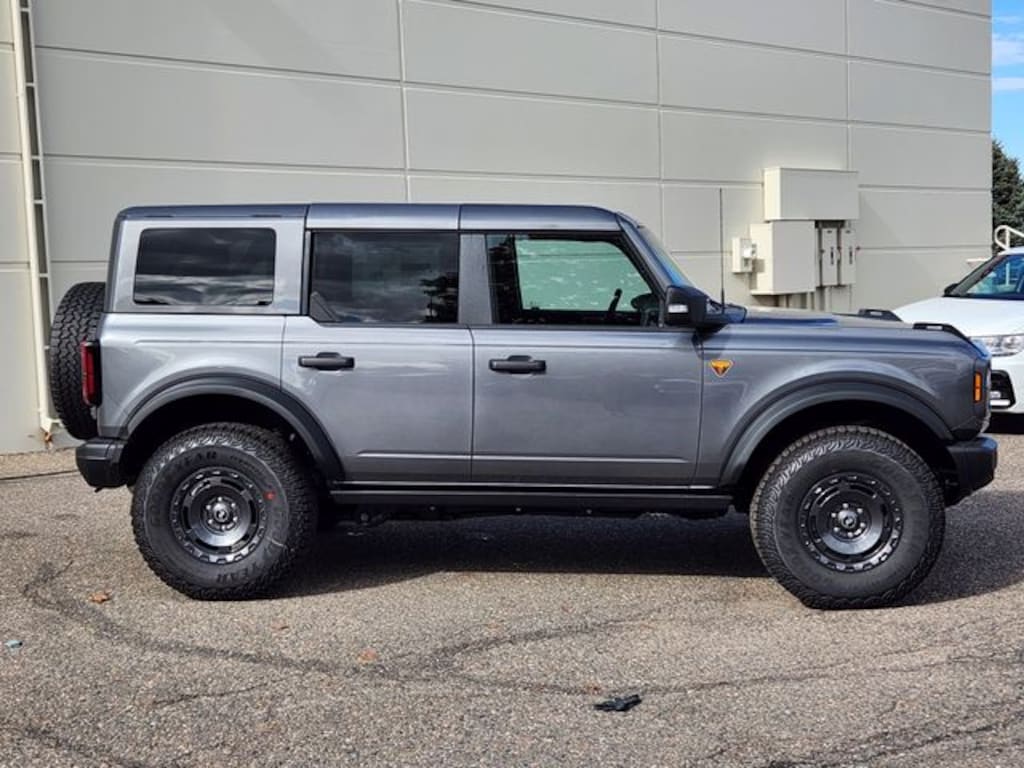 New 2025 Ford Bronco Badlands SUV