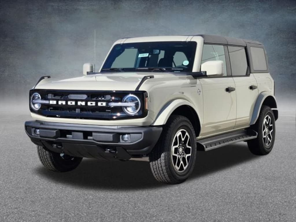 New 2026 Ford Bronco Outer Banks SUV