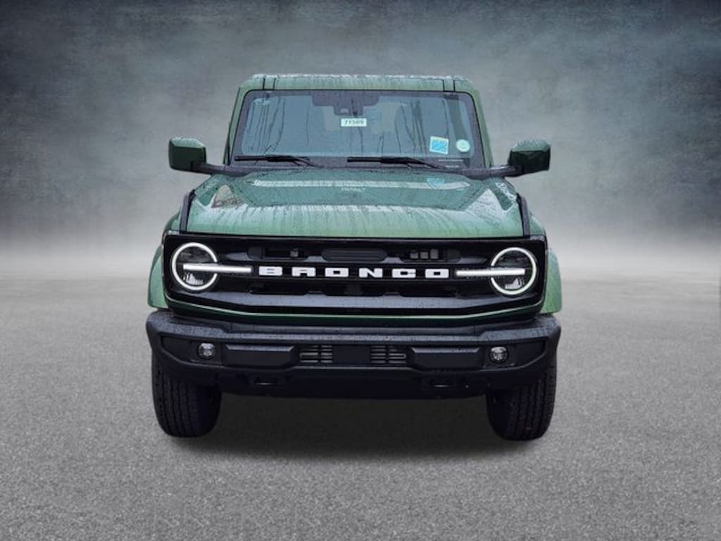 New 2025 Ford Bronco Outer Banks SUV